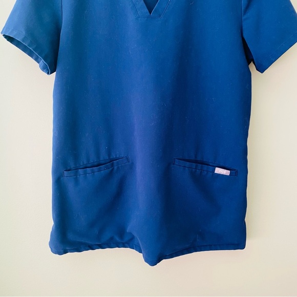Figs V-Neck Double Pocket Scrub Top Blue Sz Small - Picture 3 of 9